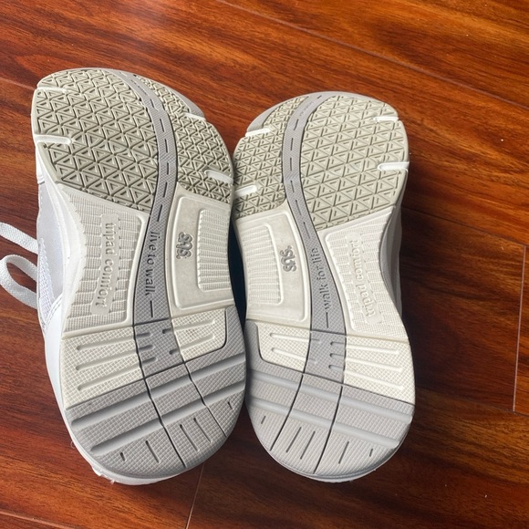 SAS women's Tour Mesh lace-up sneakers white leather walking shoes Size 6.5 - Picture 8 of 14